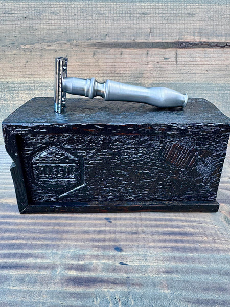 Kedzie Avenue Safety Razor - 4.0" length